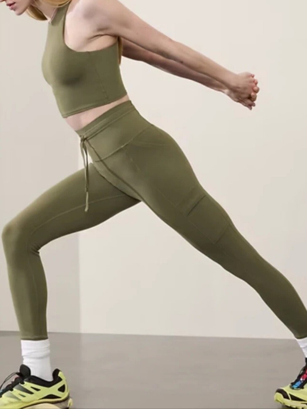 Athleta Salutation Cargo Tight Olive High Waist Utility Gorpcore Leggings Size M